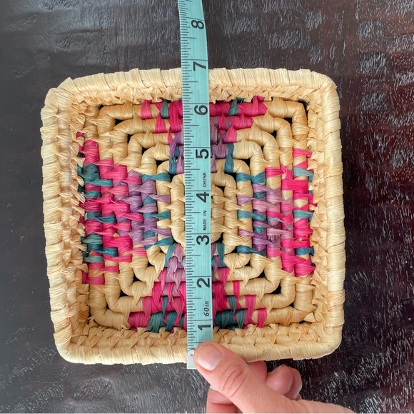 Small Colorful Square Basket - Picture 8 of 10